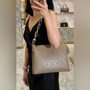 Elegant Beige Designer Shoulder Bag
